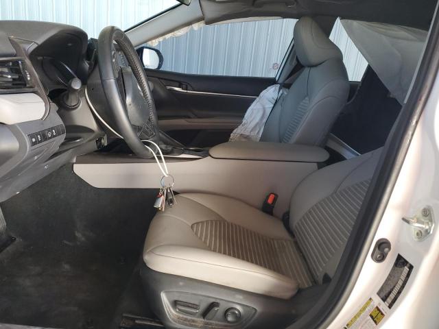 4T1G11AK5PU732818 - 2023 TOYOTA CAMRY SE NIGHT SHADE WHITE photo 7