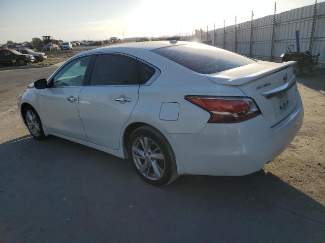 1N4AL3APXFC210899 - 2015 NISSAN ALTIMA 2.5 WHITE photo 2