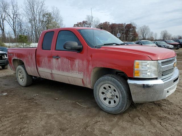 1GCRKREA0DZ116548 - 2013 CHEVROLET SILVERADO K1500 LS RED photo 4