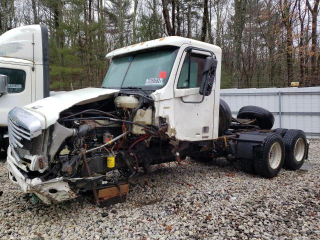 1FUJA6CV97LY83643 - 2007 FREIGHTLINER CONVENTION WHITE photo 2