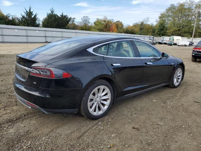 5YJSA1S16EFP38296 - 2014 TESLA MODEL S Սև լուսանկար 3