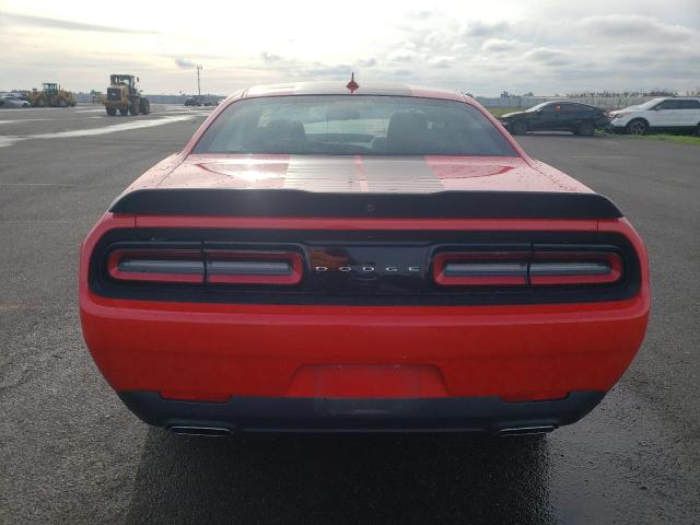 2C3CDZAG9GH137546 - 2016 DODGE CHALLENGER SXT RED photo 6