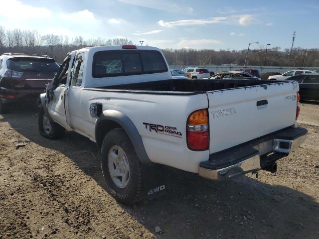 5TEWM72N01Z814697 - 2001 TOYOTA TACOMA XTRACAB WHITE photo 2