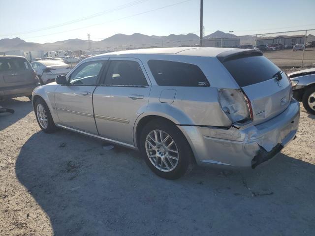 2D8FV48V45H686325 - 2005 DODGE MAGNUM SXT SILVER photo 2