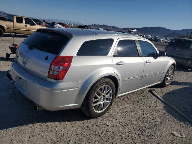 2D8FV48V45H686325 - 2005 DODGE MAGNUM SXT SILVER photo 3