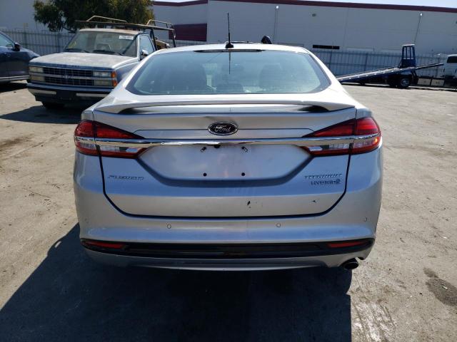 3FA6P0RU4HR258390 - 2017 FORD FUSION TITANIUM HEV SILVER photo 6