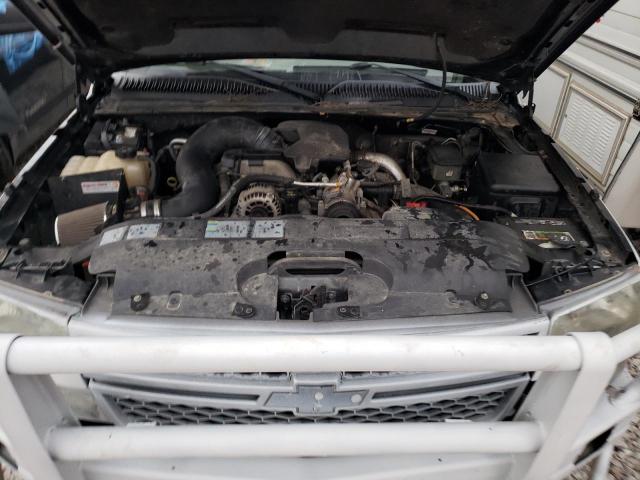 1GCJK33295F905595 - 2005 CHEVROLET silverado K3500 WHITE photo 11