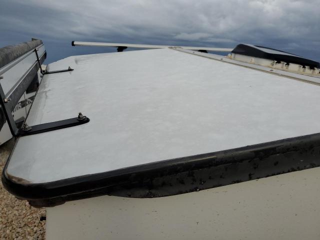 4T9AC1510PH049027 - 2023 TRL CAMPER WHITE photo 9