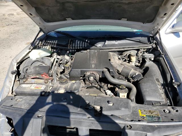 1LNHM81W64Y640659 - 2004 LINCOLN TOWN CAR EXECUTIVE SILVER photo 11