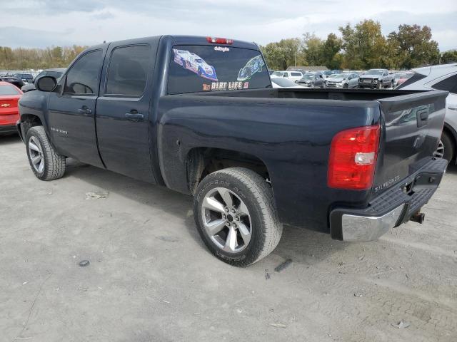 2GCEK133771596038 - 2007 CHEVROLET SILVERADO K1500 CREW CAB BLUE photo 2