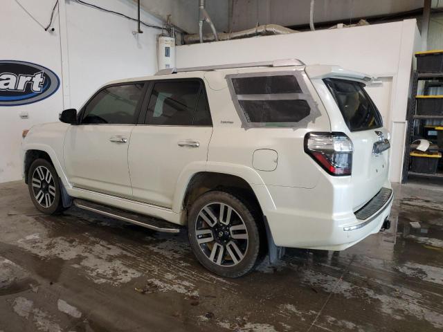 JTEBU5JR0G5376858 - 2016 TOYOTA 4RUNNER SR5/SR5 PREMIUM WHITE photo 2