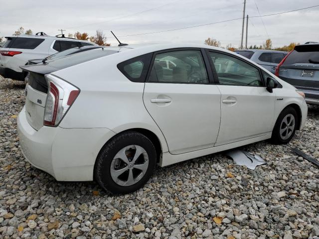 JTDKN3DU5C5471027 - 2012 TOYOTA PRIUS WHITE photo 3