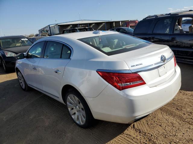 1G4GC5G3XGF150493 - 2016 BUICK LACROSSE WHITE photo 2