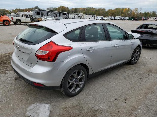 1FADP3K28DL131507 - 2013 FORD FOCUS SE SILVER photo 3