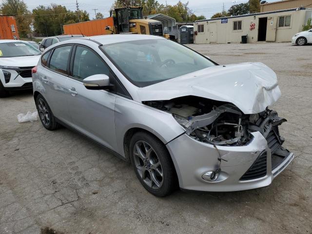 1FADP3K28DL131507 - 2013 FORD FOCUS SE SILVER photo 4