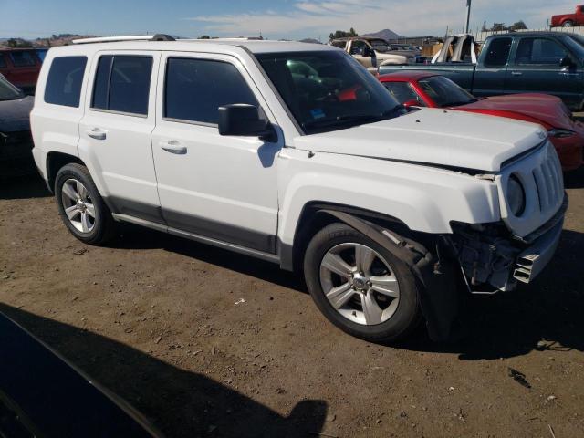 1C4NJPCBXCD523158 - 2012 JEEP PATRIOT LIMITED WHITE photo 4