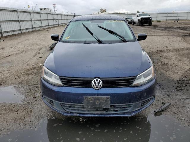 3VW2K7AJ3EM331191 - 2014 VOLKSWAGEN JETTA BASE BLUE photo 5