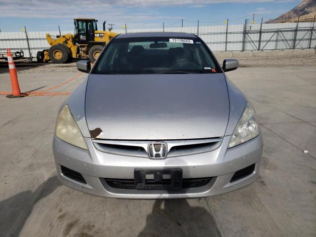 1HGCM56806A042443 - 2006 HONDA ACCORD EX SILVER photo 5