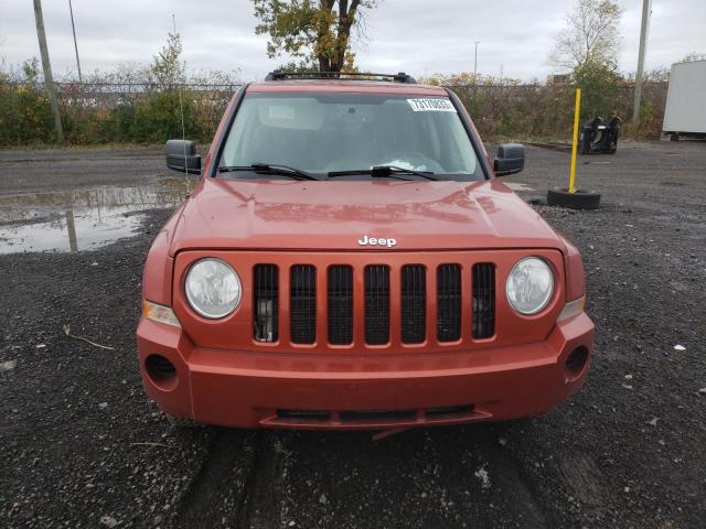 1J4NF2GB7AD582772 - 2010 JEEP PATRIOT SPORT ORANGE photo 5