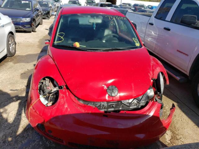 3VWPW31C88M503708 - 2008 VOLKSWAGEN NEW BEETLE S RED photo 5