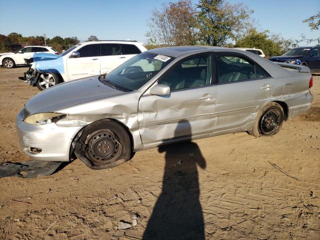 4T1BE32K73U251908 - 2003 TOYOTA CAMRY LE SILVER photo 1