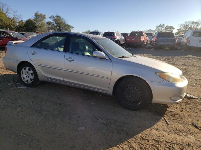 4T1BE32K73U251908 - 2003 TOYOTA CAMRY LE SILVER photo 4