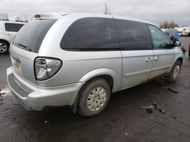 2C4GP44R95R200057 - 2005 CHRYSLER TOWN & COU LX SILVER photo 3