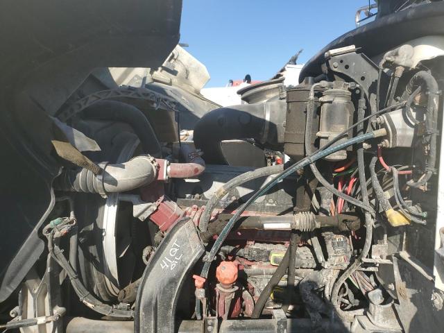 1M1AN12Y8BM007546 - 2011 MACK 600 CHU600 WHITE photo 7