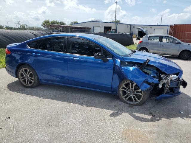 3FA6P0H91HR175593 - 2017 FORD FUSION SE BLUE photo 4