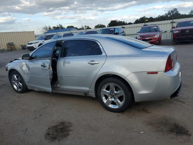 1G1ZH57B49F246444 - 2009 CHEVROLET MALIBU 1LT SILVER photo 2
