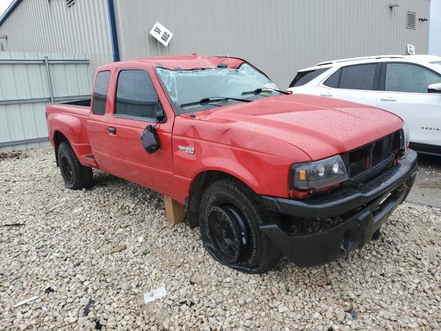 1FTZR15E31PB75102 - 2001 FORD RANGER SUPER CAB Červená fotografie 4