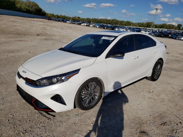 3KPF54ADXPE663954 - 2023 KIA FORTE GT LINE WHITE photo 1