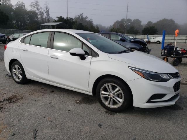 1G1BE5SM0H7229412 - 2017 CHEVROLET CRUZE LT WHITE photo 4