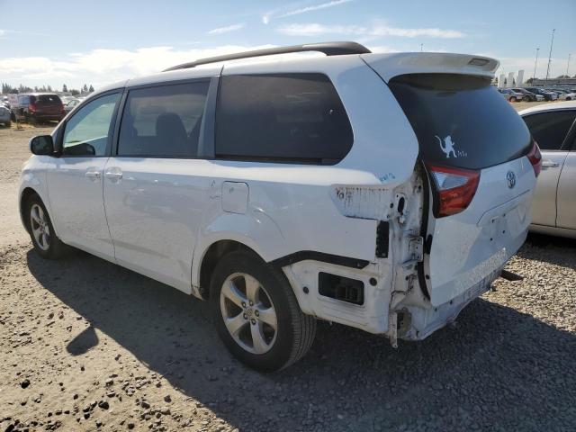 5TDKK3DC6FS530925 - 2015 TOYOTA SIENNA LE WHITE photo 2