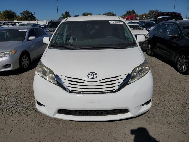 5TDKK3DC6FS530925 - 2015 TOYOTA SIENNA LE WHITE photo 5