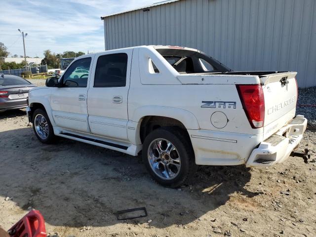 3GNEC12T94G285199 - 2004 CHEVROLET AVALANCHE C1500 WHITE photo 2