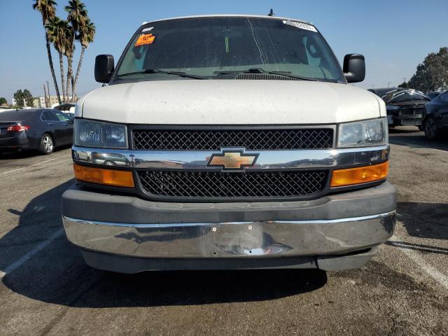 1GCWGAFG7K1291349 - 2019 CHEVROLET EXPRESS G2 WHITE photo 5