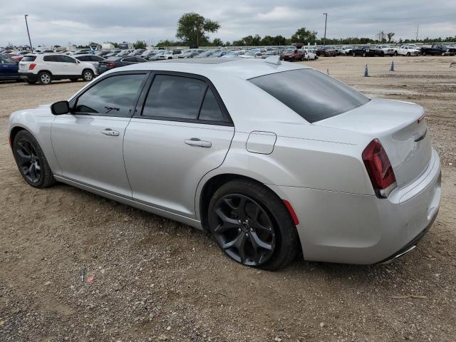 2C3CCABG1MH536997 - 2021 CHRYSLER 300 S GRAY photo 2