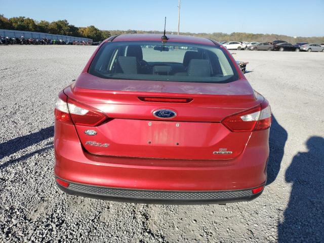 1FAHP3F24CL380929 - 2012 FORD FOCUS SE RED photo 6