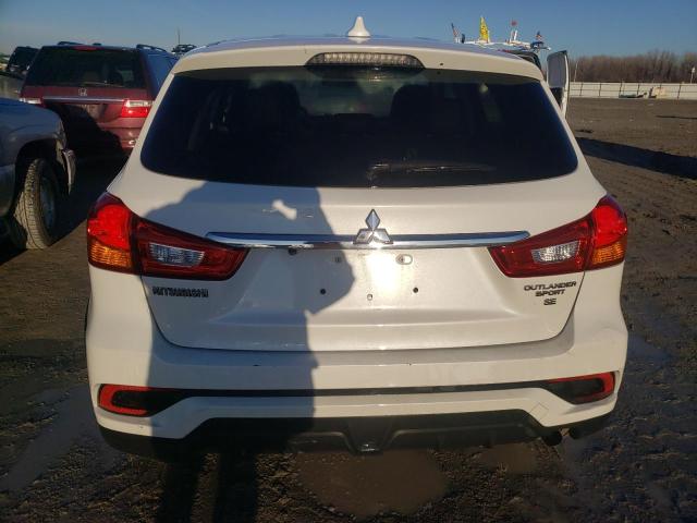 JA4AP3AW6JU020598 - 2018 MITSUBISHI OUTLANDER ES თეთრი ფოტო 6