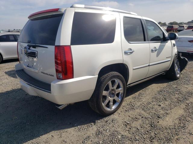 1GYS4CEF6BR351810 - 2011 CADILLAC ESCALADE PREMIUM CREAM photo 3