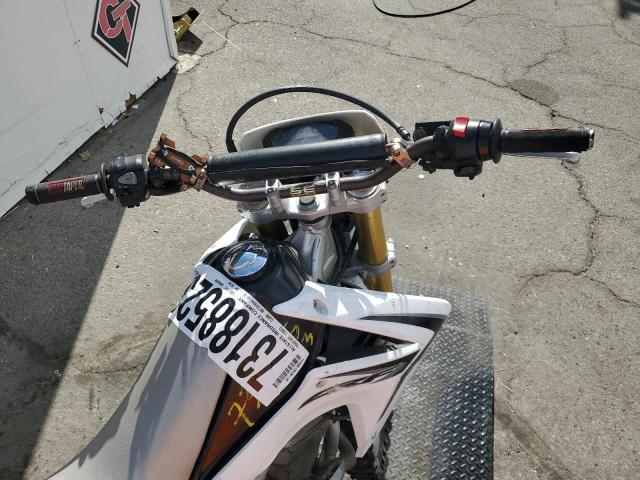 MLHMD3810E5104189 - 2014 HONDA CRF250 L WHITE photo 8