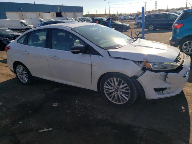 1FADP3J23FL278340 - 2015 FORD FOCUS TITANIUM WHITE photo 4