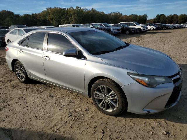 4T1BF1FK6GU243915 - 2016 TOYOTA CAMRY LE SILVER photo 4