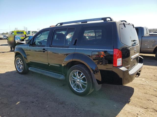 5N1AR18U85C754398 - 2005 NISSAN PATHFINDER LE 黑色 照片 2