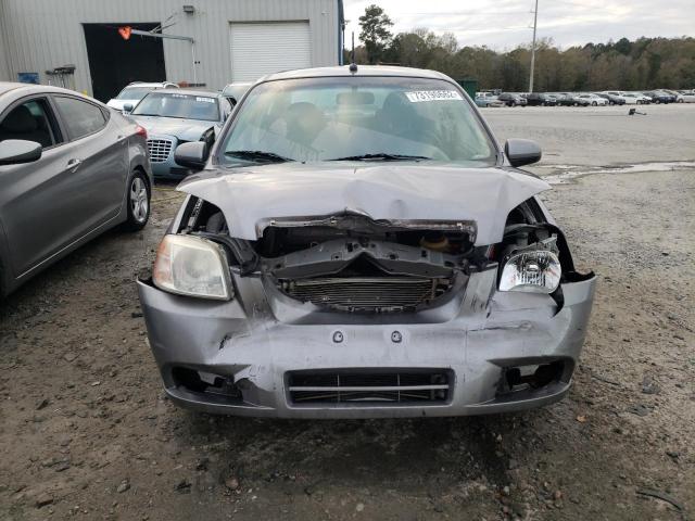 KL1TD5DE6BB203817 - 2011 CHEVROLET AVEO LS 灰色 照片 5