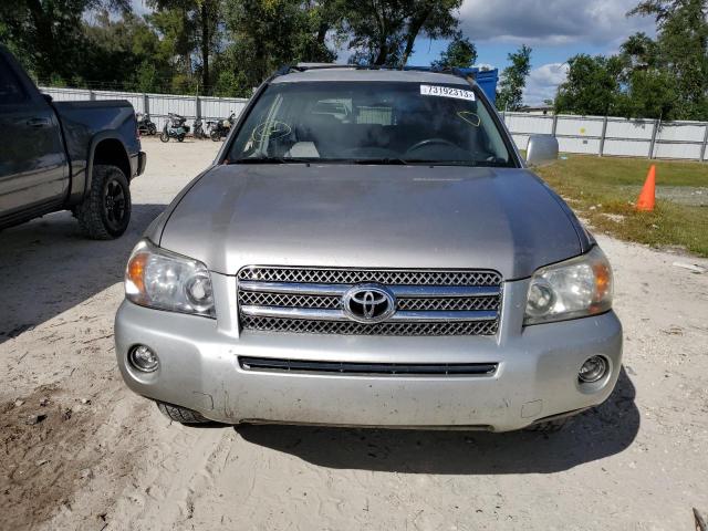 JTEGW21A170022398 - 2007 TOYOTA HIGHLANDER HYBRID SILVER photo 5