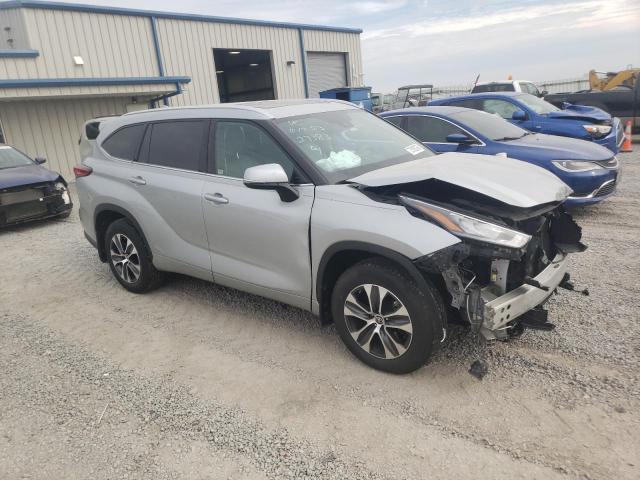 5TDHZRBH9LS502118 - 2020 TOYOTA HIGHLANDER XLE Gümüş foto 4