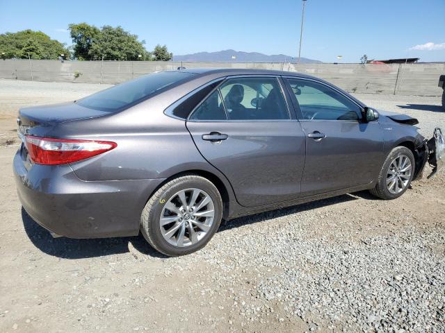 4T1BD1FK0HU201747 - 2017 TOYOTA CAMRY HYBRID GRAY photo 3