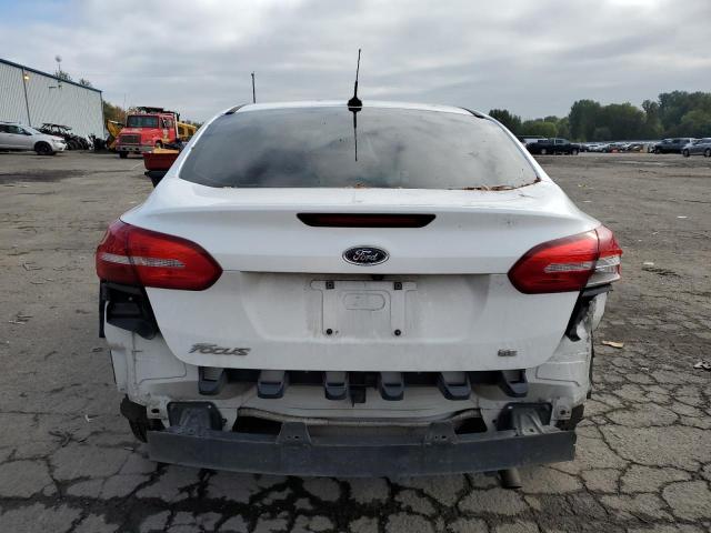 1FADP3F23FL233570 - 2015 FORD FOCUS SE WHITE photo 6